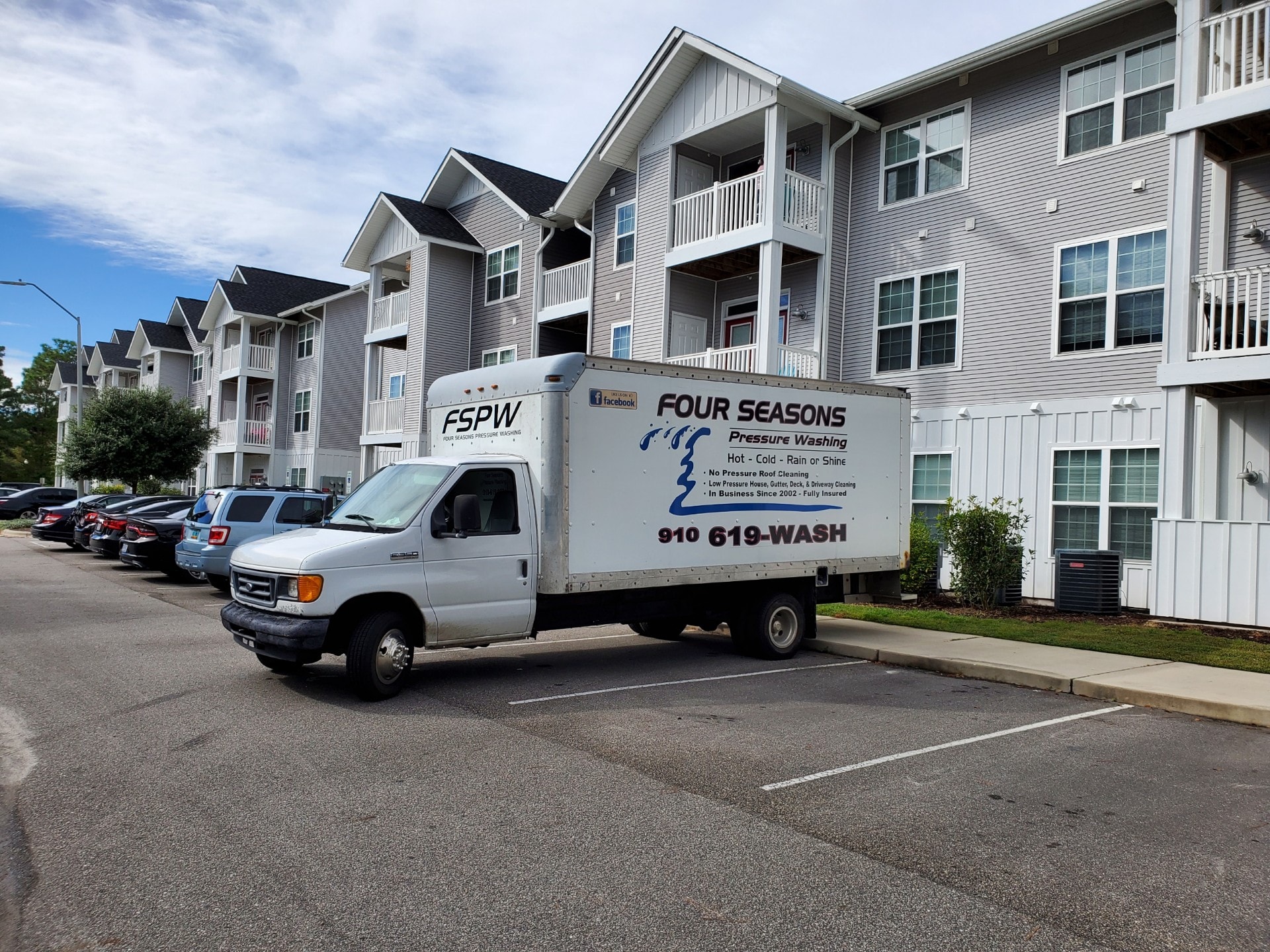 Pressure washing services in St. James, NC